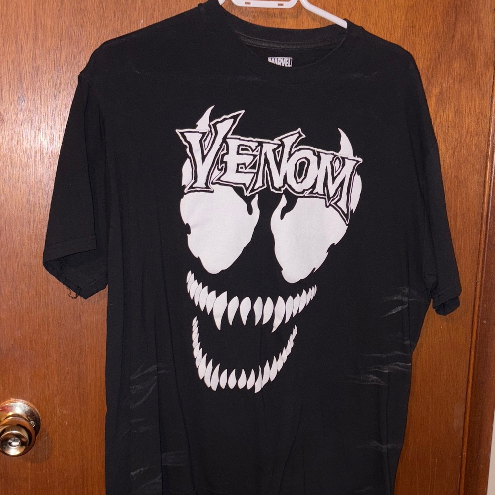 Marvel Venom Black Graphic Tee